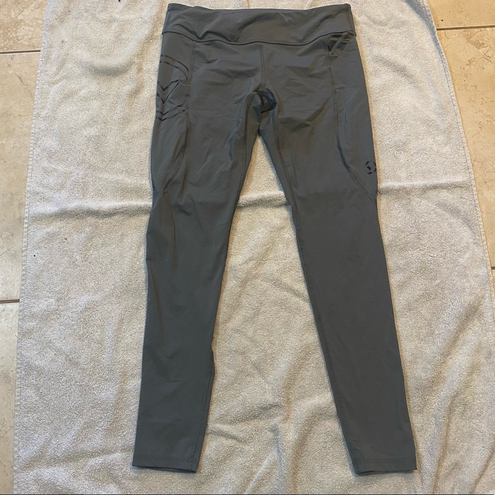 VIRUS compression leggings